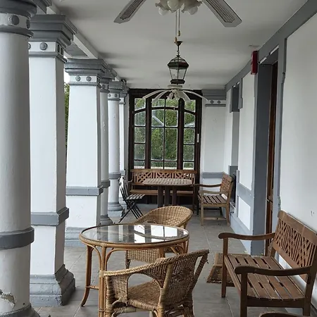 Con Piscina Alicia La Perla Indiana * Salas (Asturias)