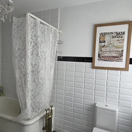 Villa Con Piscina Alicia La Perla Indiana Salas (Asturias)