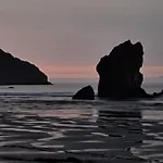 Con Piscina Alicia La Perla Indiana Salas (Asturias)