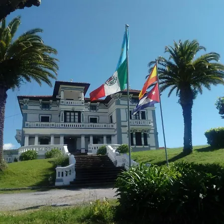 Con Piscina Alicia La Perla Indiana Villa *