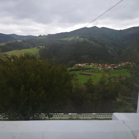 Con Piscina Alicia La Perla Indiana * Salas (Asturias)