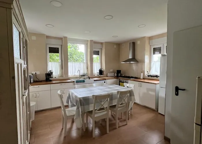 Villa Con Piscina Alicia La Perla Indiana *