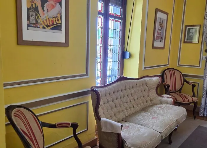 Villa Con Piscina Alicia La Perla Indiana *