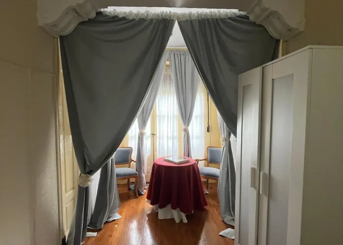 Villa Con Piscina Alicia La Perla Indiana