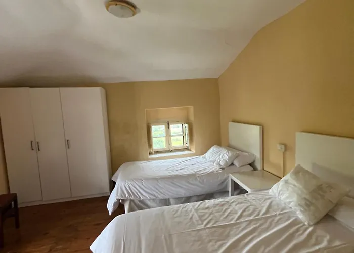 Con Piscina Alicia La Perla Indiana Villa *